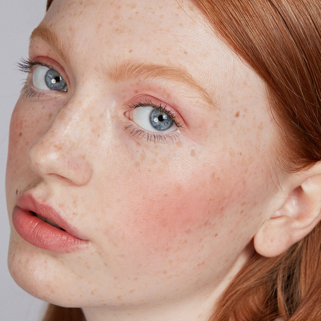axiology multi-use vegan balmie lipstick - PEACH - Peachy pink with a golden sheen
